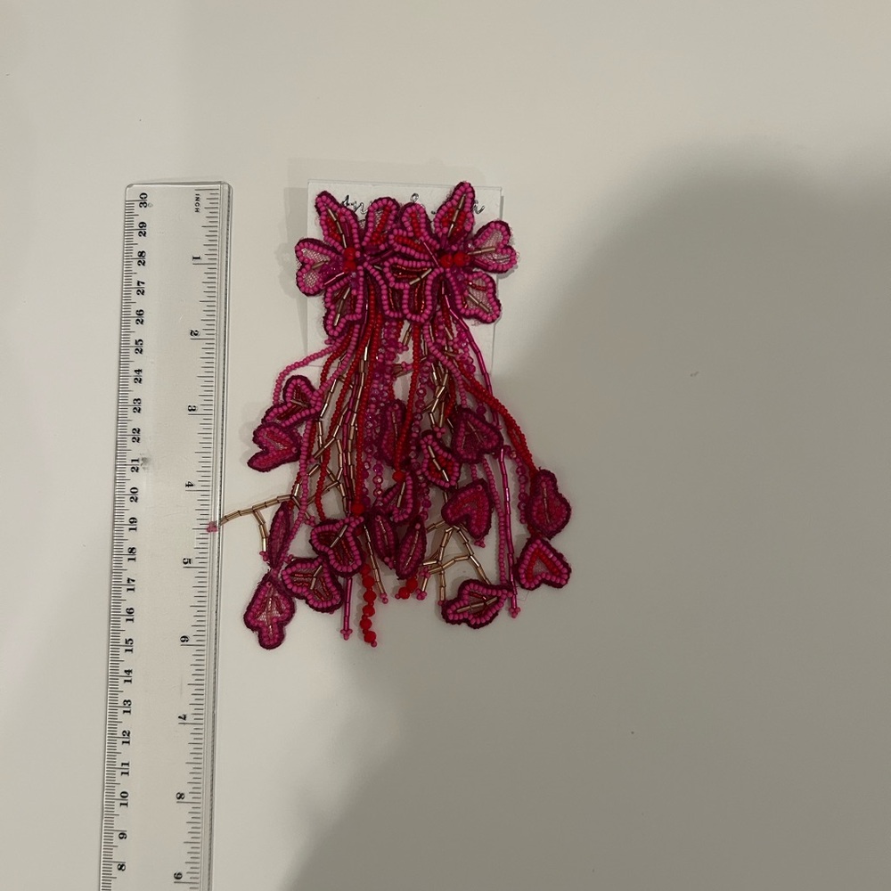 Festive Fischer pink earrings for pierced ears.